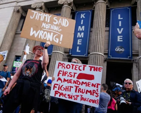 Jon Stewart, Jimmy Kimmel and the Battle for the Direction of Talk Shows