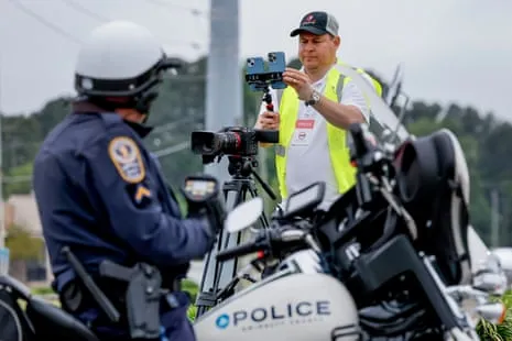 Federal Appeals Court Orders Removal of Atlanta Journalist Held by Ice