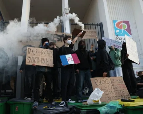 Recently Appointed France's Prime Minister Under Mounting Scrutiny as Countrywide Strikes Disrupt Schools and Transportation