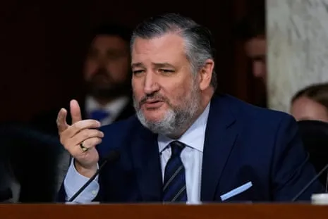 The Texas senator Draws Parallels Between FCC Chair's Warnings to Gangster Methods