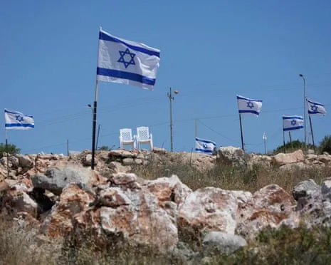I'm a UK MP, a Doctor and of Jewish Faith. This Is My Experience When Trying to Visit Israel